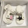 Pantuflas de suela gruesa para mujer para verano, sandalias de playa antideslizantes y transpirables, nuevo modelo 2024, para uso en casa, cómodas pantuflas de EVA para mujer