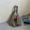 Tendencia transfronteriza nueva versátil bolso de un solo hombro bolso de mujer gran capacidad retro estampado de leopardo bolso de axila diseño de nicho bolso tote