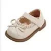 Zapatos Nuevos para Niñas Pequeñas Primavera y Otoño 2026, Suela Suave, Antideslizantes, para Niños de 0 a 1 Año, Zapatos de Cuero con Lazo de Encaje de Princesa