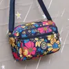 Bolsa Feminina Popular Mais Vendida, Bolsa de Tecido Floral, Bolsa Transversal de Grande Capacidade, Bolsa com Zíper Multicamadas à Prova d'Água para Mães de Meia-Idade e Idosas, Bolsa de Feira de Rua
