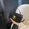 Bolsa Carteiro de Textura de Alta Qualidade Cor Pura Caixa 2023 Primavera e Verão Transfronteiriça Nova Nicho Luxo Acessível Ombro Único Transversal Pequena Quadrada