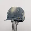 Enviado desde China, gorra de mezclilla de ala ancha estilo newsboy con botones deshilachados degradados de alta gama coreana, gorra octagonal tipo pico de pato para otoño, moderna