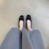 Zapatos de Mujer de Suela Plana Estilo Noche Suave Suela Blanda 2026 Nuevo Verano Zapatos de Frijol Negro Bruja
