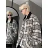 Moda Otoño e Invierno para Hombre Estilo Americano Chaqueta Rayada Versátil para Adolescentes, Moderna y Única con Contraste de Color, Corte Holgado, Abrigo con Cuello Solapa