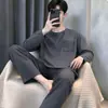 Venta al por mayor de fábrica Pijamas para hombre Otoño de imitación de algodón 2026 Nuevo Manga larga Talla grande Gris Oscuro Ropa para el hogar Otoño e Invierno