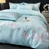 Juego de ropa de cama de cuatro piezas de alta gama, lujo ligero, todo algodón, bordado, para el hogar, dormitorios de estudiantes, funda de edredón suave y amigable con la piel, juego de sábanas