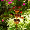 Coletor de Água da Chuva Decorativo Enferrujado para Jardim Transfronteiriço, Recipiente Integrado de Três Copos para Chuva ao Ar Livre com Haste de Fixação no Solo