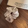 Novo Produto Primavera e Verão 2025 Argola de Cabelo com Contas Plissadas para Unha Círculo Intestinal de Tecido Design de Nicho Estilo Francês Corda de Cabeça Bola para Amarrar Acessórios de Cabelo para Mulheres