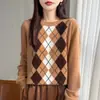 % Lã Outono-Inverno Novo Feminino Solto Gola Redonda Vintage Estilo College Color-Block Padrão Diamante Suéter de Tricô