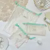 67176 Bolsa de Malla Bordada Suave Mariposa Margarita con Cordón Bolsa de Viaje Ropa Interior Cosméticos Artículos Varios Empaque Separado Bolsa con Cordón