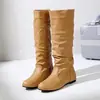 Disponível para compra em atacado, por favor, envie uma mensagem privada para fazer um pedido com antecedência. Tamanho 35-43. Diferença de tamanho 0,5. Tamanho 37, ensacado, 520g.