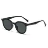 Gafas de Sol Estilo Coreano 2026 para Hombres y Mujeres, Montura Redonda Retro, Modernas y a la Moda, Gafas de Sol con Tachuelas para Mujeres, Estilo Urbano de Alta Gama