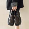 Sapatos de Couro Estilo Britânico com Solado Grosso e Salto Bloco para Mulheres, Novos Sapatos Slip-On Primavera e Outono 2026, Mocassins Pretos