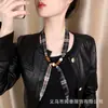 Bufanda de Seda con Cuadros Vintage y Perlas Accesorio para el Cuello Versátil Larga Cinta Ajustable Bufanda Ligera de Moda para Mujer