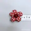 Tela de Cuadros Flor de Cinco Pétalos Hecha a Mano Lazo Relleno de Algodón Accesorios para el Cabello DIY, Decoraciones para Zapatos y Sombreros, Materiales y Accesorios para Decoración de Fundas de Teléfono