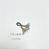 Precio mayorista directo de fábrica pulsera hecha a mano pulsera con colgante diy accesorios pequeños deslizantes colgante de garra de gato lindo Joker