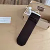 Meias femininas sem costura, estilo retrô japonês, cor café, meias casuais versáteis de cano médio, estilo Miu, meias slouch lisas para todas as estações para mulheres