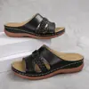 Sandalias de plataforma gruesa de moda para aumentar la altura, para combinar con faldas, nuevas zapatillas de mujer versátiles simples ultraligeras estilo europeo y americano, verano 2026