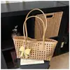 Bolso tipo cesta hueco de gran capacidad, moderno y personalizado transfronterizo, bolso de hombro tipo tote de alto valor, bolso de axila