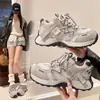 Super Venta Zapatos de Papá de Suela Gruesa para Mujer Aumenta la Altura Hace que los Pies Parezcan Más Pequeños 2026 Nuevos Otoño Versátiles Deportivos Casuales Zapatos Forrest Gump