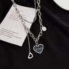 Collar de doble capa de acero de titanio con mosaico de corazón de melocotón amoroso para mujer, nicho ins, hip hop, para usar en capas, no se desvanece, cadena para suéter, superventas