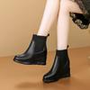 Otoño e Invierno 2024 Nuevos Botines Tejidos con Costuras Estilo Británico Moda Combinable Cabeza Redonda Fondo Grueso Aumentados Botas de Moda