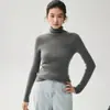 Ropa de punto de cachemira de una pieza sin costuras para otoño e invierno para mujer, ajuste ceñido y elegante suéter de cuello alto, suéter liso para usar debajo