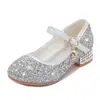 Zapatos de tacón alto para niños, estilo nuevo de invierno transfronterizo, elegantes zapatos de princesa para niñas con accesorios de perlas y lentejuelas, zapatos de actuación al por mayor