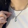 Lágrimas de Sirena ~ Elegante collar con colgante de gota de agua azul, combinable con todo, de nicho, para mujer, de moda, ligero, de lujo, de alta gama, con cadena de clavícula.