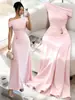 Moda Feminina Transfronteiriça Europeia e Americana Verão 2026 Novo Estilo Ombro Único Ombro a Ombro Cintura Marcada Franzido Vestido Longo Slim-Fit Bodycon para o Dia a Dia
