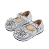 Zapatos de Princesa Mary Jane para Niñas con Pedrería de Fuegos Artificiales Piel Verano 2026 Nuevo Estilo Coreano Casual Versátil Suela Suave Zapatos Pequeños de Piel
