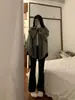 Jeans acampanados de tiro alto color gris humo, corte ajustado para mujer, pantalones bootcut elásticos versátiles de tiro alto para verano, largo hasta el suelo
