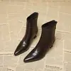 Nuevas botas de mujer de punta cruzada, estilo europeo y americano, botines versátiles de tacón fino, botines de tobillo ajustados de punta y tacón medio