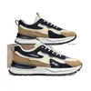 Liquidación de tallas agotadas y rebajadas de zapatillas deportivas de cuero suave para hombre. Estos zapatos casuales y versátiles cuentan con una suela suave, parte superior de piel y están diseñados para ser antideslizantes, resistentes al desgaste e impermeables.