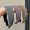 Diadema accesorio para el cabello antideslizante de alta calidad, perfecta para otoño e invierno, con un aspecto suave y elegante, una opción popular entre influencers y mujeres jóvenes, y con alta elasticidad
