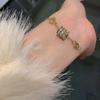 Pulsera Romana de Oro Real Galvanizado Explosiones de TikTok Pulsera de Cintura Trébol de Cuatro Hojas Juego de Tres Piezas Lujo Ligero de Alta Calidad Precio de Fábrica