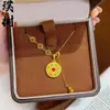 Loja de Ouro Mesmo Estilo Banhado a Ouro Gelo Triturado Trevo de Quatro Folhas Cabacinha Colar para Mulheres, Versátil e Elegante, Borboleta em Forma de Coração Corrente de Clavícula Joia