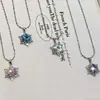 Collar de Copo de Nieve Cuatro Colores Congelados para Niñas, Colgante de Cristal Único de Lujo Ligero, Cadena para Clavícula, Cadena de Cuello Versátil de Gama Alta
