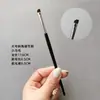 Pincel pequeño fino para sombra de ojos pincel para detalles de maquillaje de ojos punta del ojo cono pincel iluminador línea de agua delineador hasta la presión cola del ojo Cangzhou