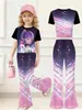 Conjunto de duas peças estilo rua para menina grande com estampa fofa, top de manga curta estilo coreano em desenho animado de seda de leite e calça boca de sino