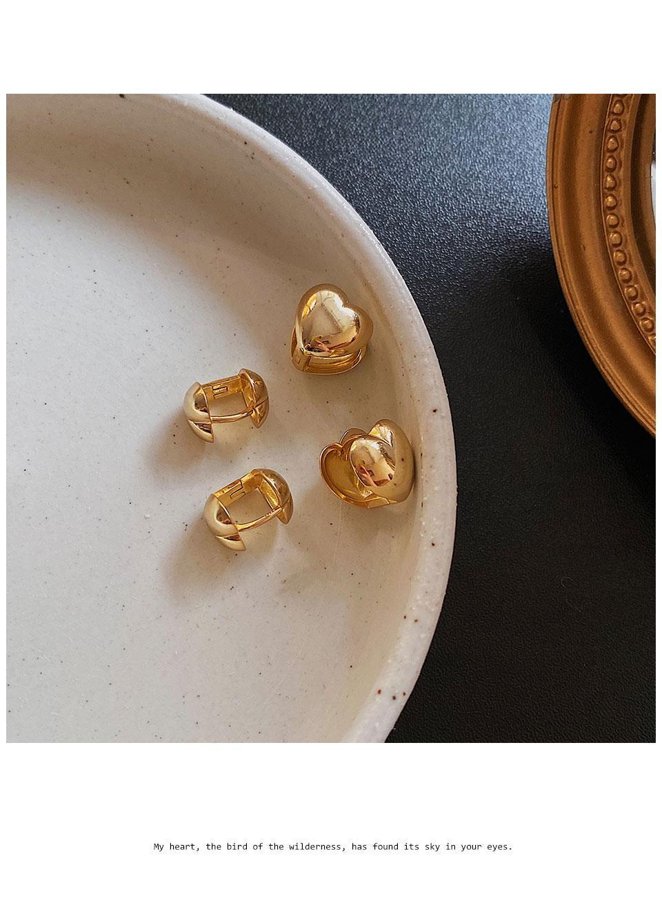 R3#两半爱心耳扣