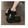 Mujer romántica misteriosa 2024 viaje no cansada falda elegante zapatillas de moda pies con estilo exótico de vacaciones moderno