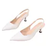 Zapatos de tacón alto de charol sexy para mujer, nuevo estilo primavera-verano 2026, sandalias de tacón de aguja con punta cuadrada, zapatos cerrados de punta vintage de alta gama