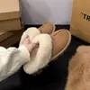 Novedad Otoño/Invierno 2025 Pantuflas Peludas de Punta Cerrada, Pantuflas Peludas Integradas de Piel y Pelo