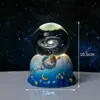 Lámpara de Noche Giratoria Luminosa Bola de Cristal Grabada en 3D Cielo Estrellado Lámpara de Atmósfera Creativa para Dormitorio Escritorio Adorno Regalo de Cumpleaños