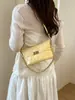 Bolsa Nova Estilo Francês Inspirada na Chanel 2026, Bolsa Feminina Bordada Acolchoada de Nicho Coreana, Versátil para o Dia a Dia, Bolsa de Ombro Único Transversal