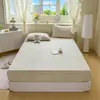 Faldón de Cama de Gasa de Doble Capa Clase A Faldón de Cama Jacquard Lavado al Agua Cubierta de Colchón Simmons Cubierta Antideslizante para Cama Faldón de Cama Set de Tres Piezas