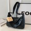 Bolsa de mensageiro feminino 2023 novo outono e inverno de grande capacidade retrô versátil nicho bolsa de ombro bolsa de bolinho de massa feminina