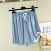 Shorts de pijama de seda helada para mujer, versátiles, para estar en casa, adelgazantes, holgados, talla grande, color liso, finos, verano, pantalones casuales, frescos, casuales