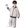 Conjunto deportivo para niños, nuevo estilo primavera y otoño 2026, chaqueta elegante con cuello alto para niños, ropa casual de primavera para niños pequeños